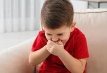 أسباب القئ .. علاجات منزلية ودوائية للغثيان
