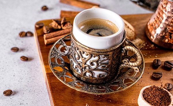القهوة العربية فوائدها وأضرارها