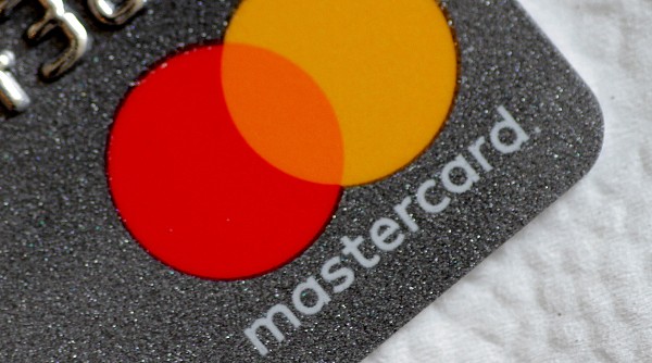 فوائد بطاقات MasterCard