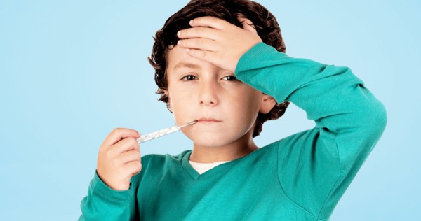 أعراض حمى البحر المتوسط وكيفية علاجها 4 أعراض حمى البحر المتوسط وكيفية علاجها