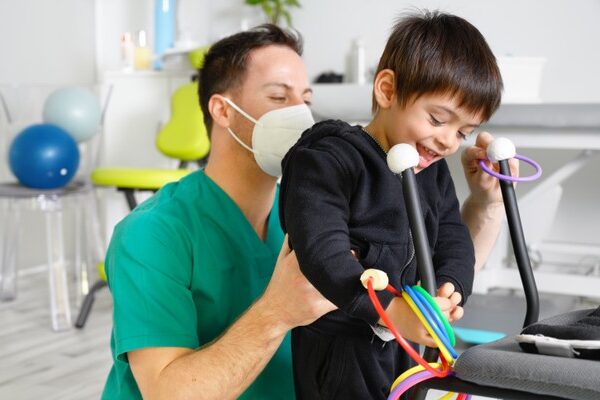 الشلل الدماغي و 10 عوامل تابعة له 3 الشلل الدماغي