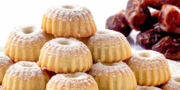 المعمول أساس الضيافة في العيد