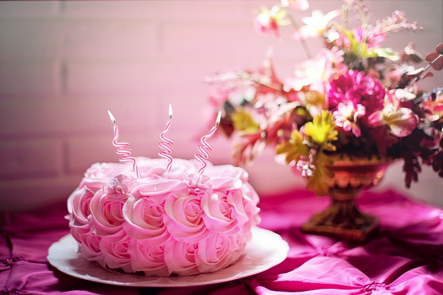 تهنئة عيد ميلاد بالانجليزي