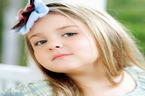 صور اطفال للخلفيات