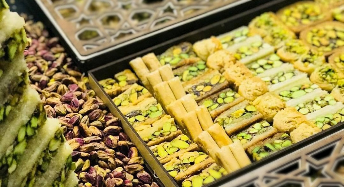 حلويات فستق حلبي دورتموند