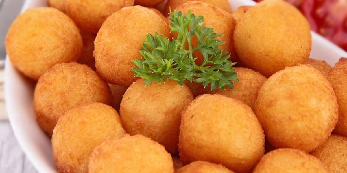 كرات البطاطس بالجبن
