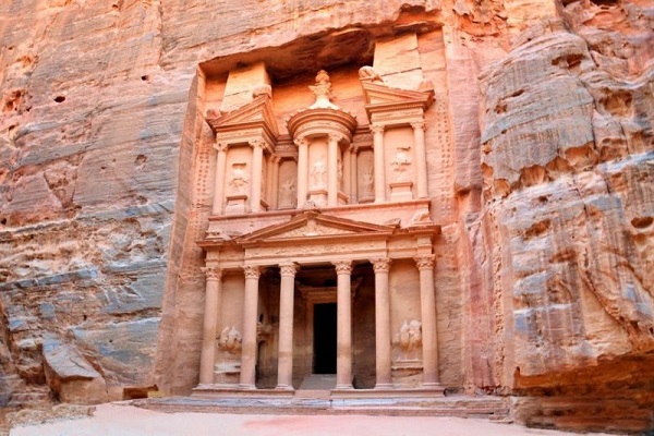 السياحة في البتراء