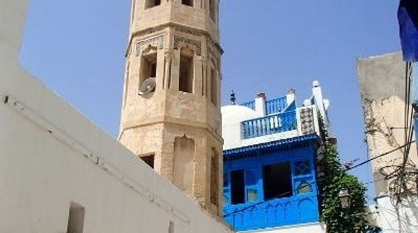 زاوية زقاق