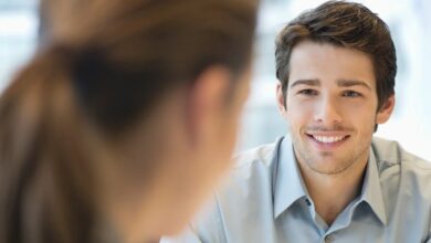 أقوى علامات الحب عند الرجل