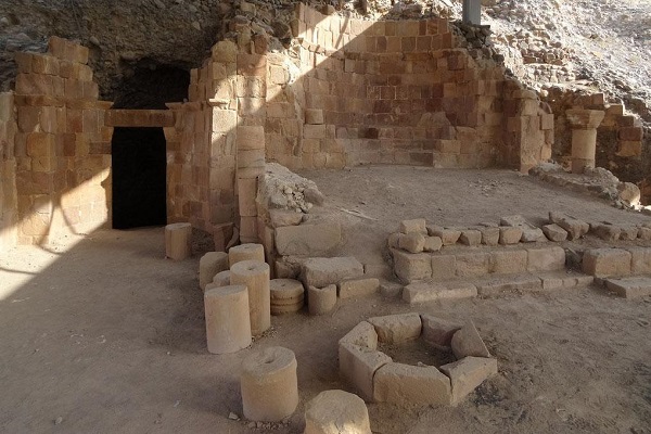 السياحة في البحر الميت