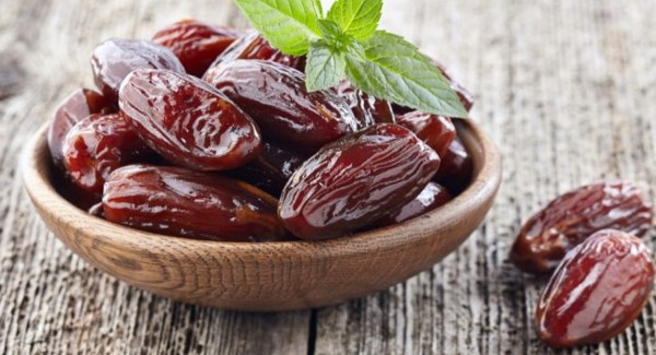 فوائد التمر للنساء