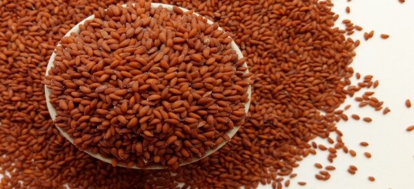 أضرار حب الرشاد المطحون