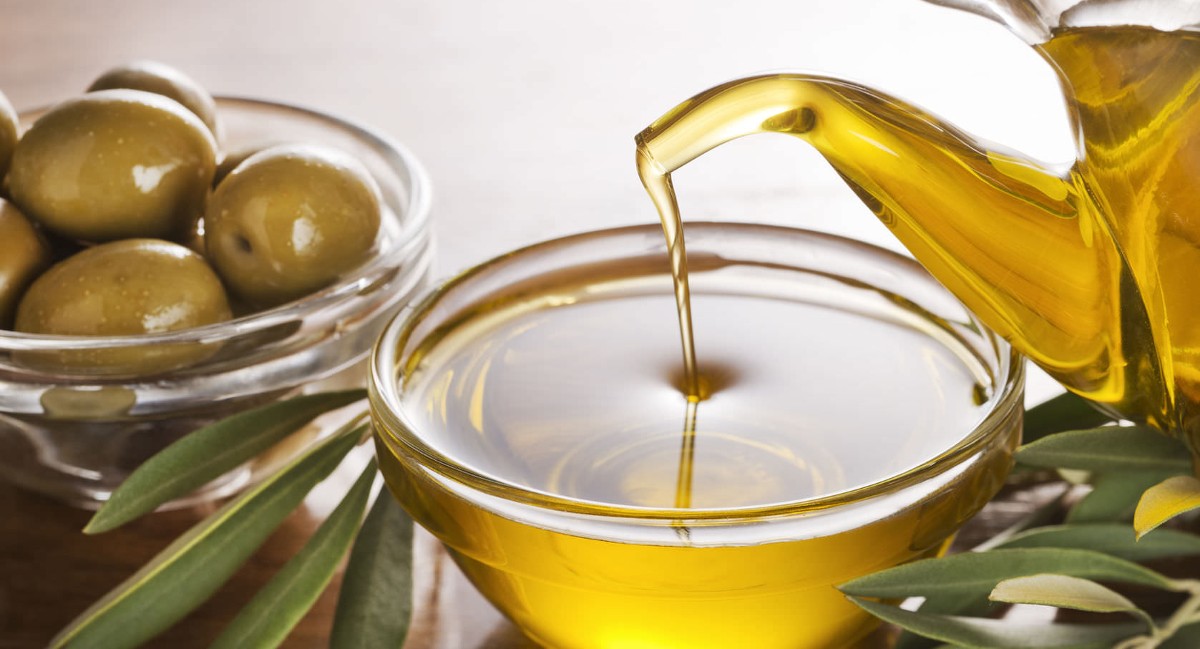 أضرار زيت الزيتون علي المعدة