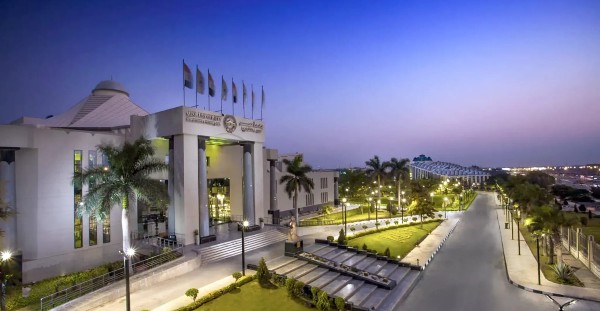 أفضل كليات جامعة مصر للعلوم والتكنولوجيا