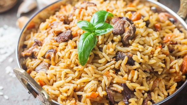 طرق عمل زر بالخلطة فاطمة أبو حاتي