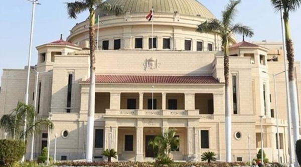 انشاء اول جامعه مصريه