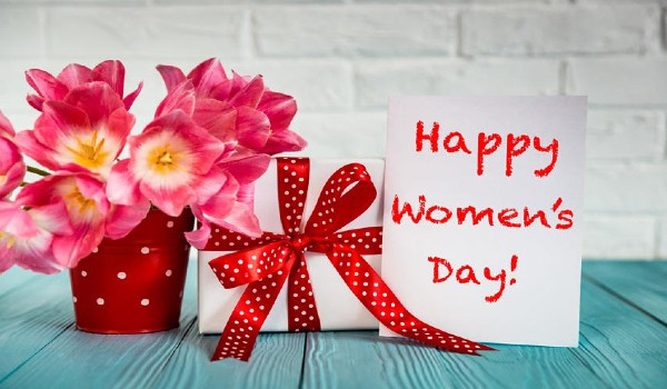 رسائل عيد المرأة