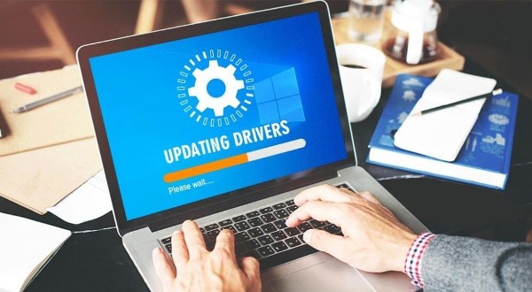 الفرق بين برامج التشغيل والبرامج التطبيقية