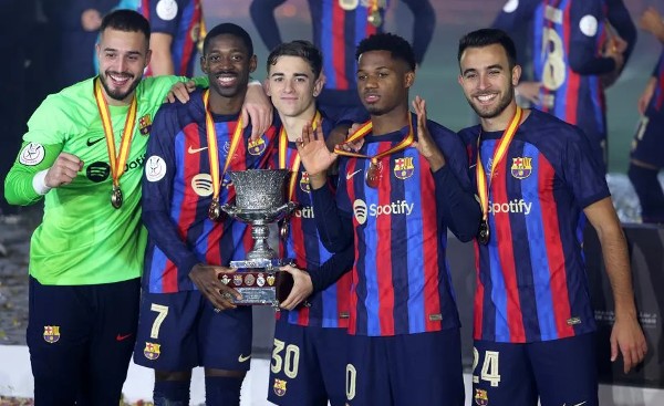 خلفيات برشلونة فخمة للهاتف7