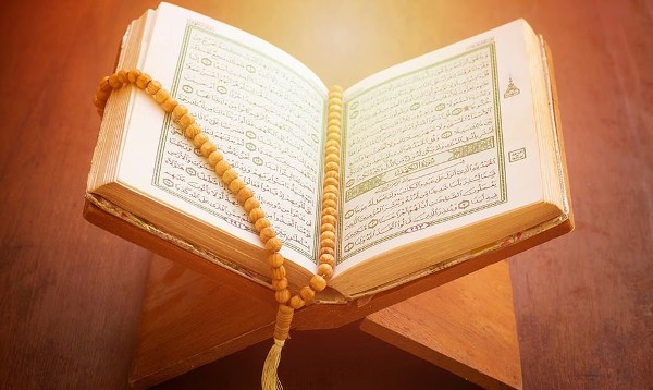 خلفيات مصاحف رائعة للواتس8