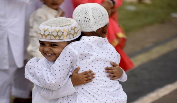 اجمل ما قيل في التهنئة بالعيد